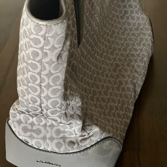 Coach Tote Bag - Picture 3 of 7